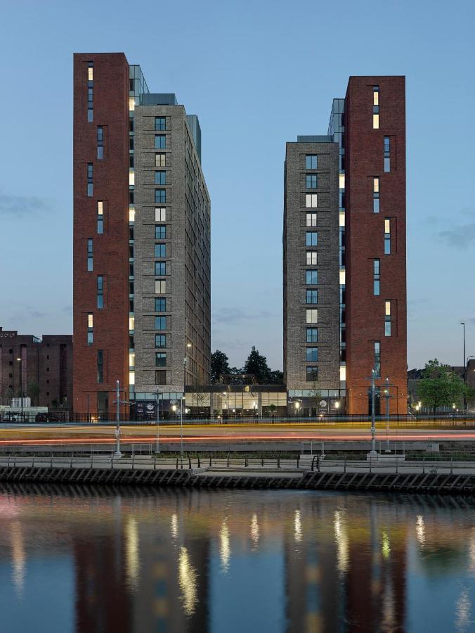 Trafford Suite Modern 1 Bed With Cinema Room مانشستر المظهر الخارجي الصورة